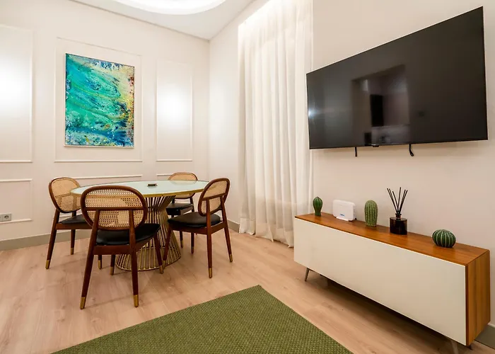 Vip Apartment Malasana 6 Pax