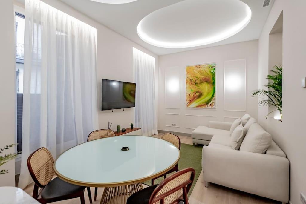 Apartamento Vip Malasana 6 Pax *