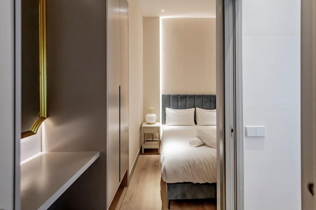 Vip Malasana 6 Pax * Madrid